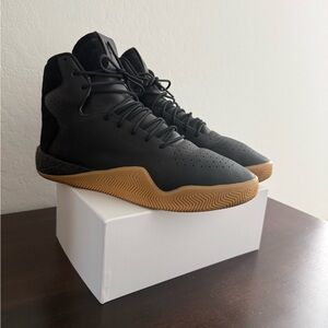 Like New Men’s adidas Tubular Instinct Black Gum- BY3611 - 11.5